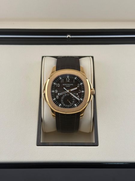 Patek Philippe Aquanaut 5164R-001